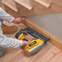 DeWALT DC618KB 18v Cordless Nailer 