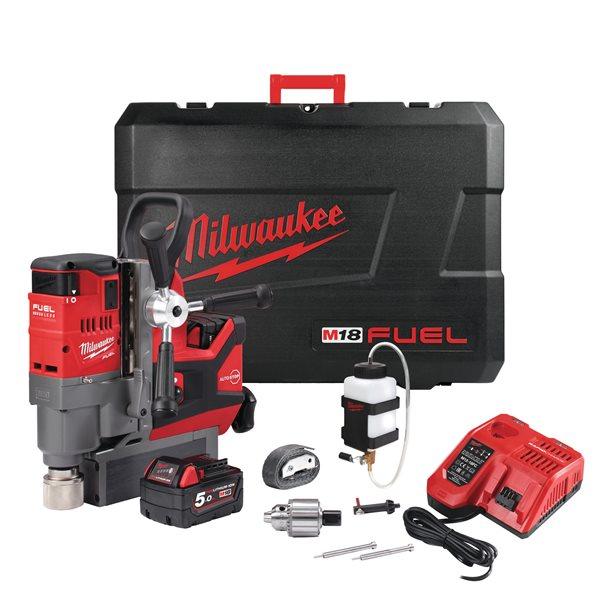 Milwaukee M18FMDP-502C M18 FUEL Magnetic Drill Press With 2x 5Ah Batteries Price Comparisons | Compare The Build