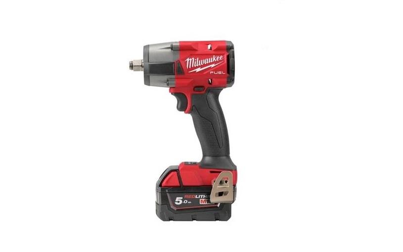 Milwaukee M18FMTIW2F12-502X M18 Gen2 FUEL 1/2 Inch Mid-Torque Impact Wrench Kit Price Comparisons | Compare The Build