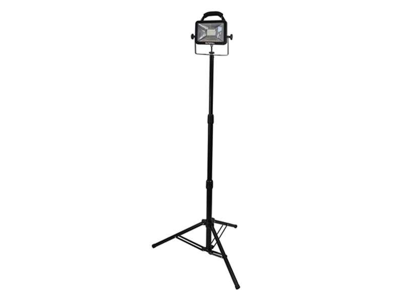 Faithfull Power Plus SMD LED Single Head Tripod Site light 110 Volt Price Comparisons | Compare The Build