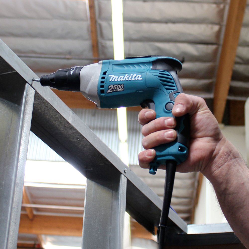 Makita FS2500 110v Tek Gun Construction Screwdriver
